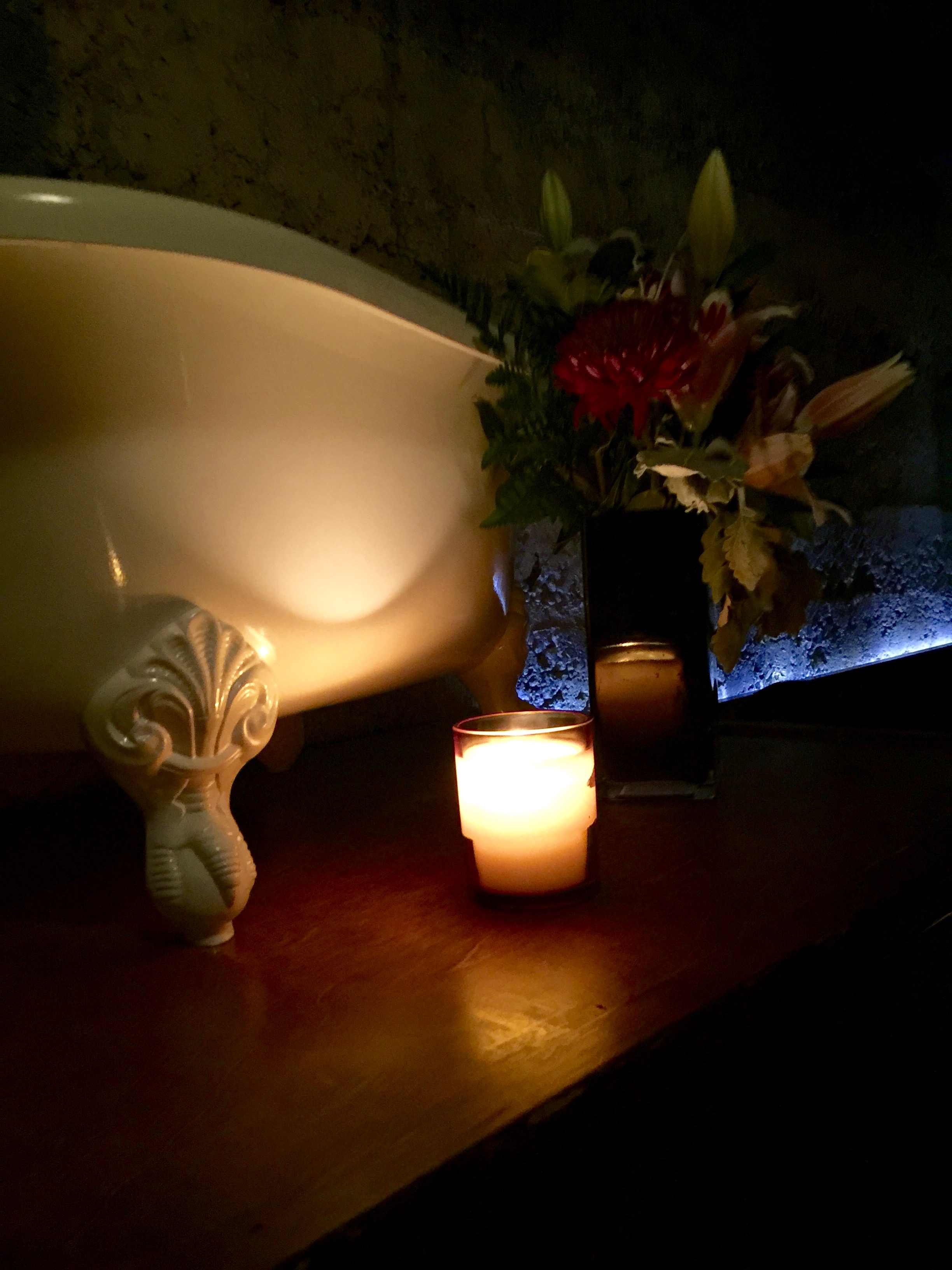 Bathtub Gin & Co. Seattle Washington » Into a Story